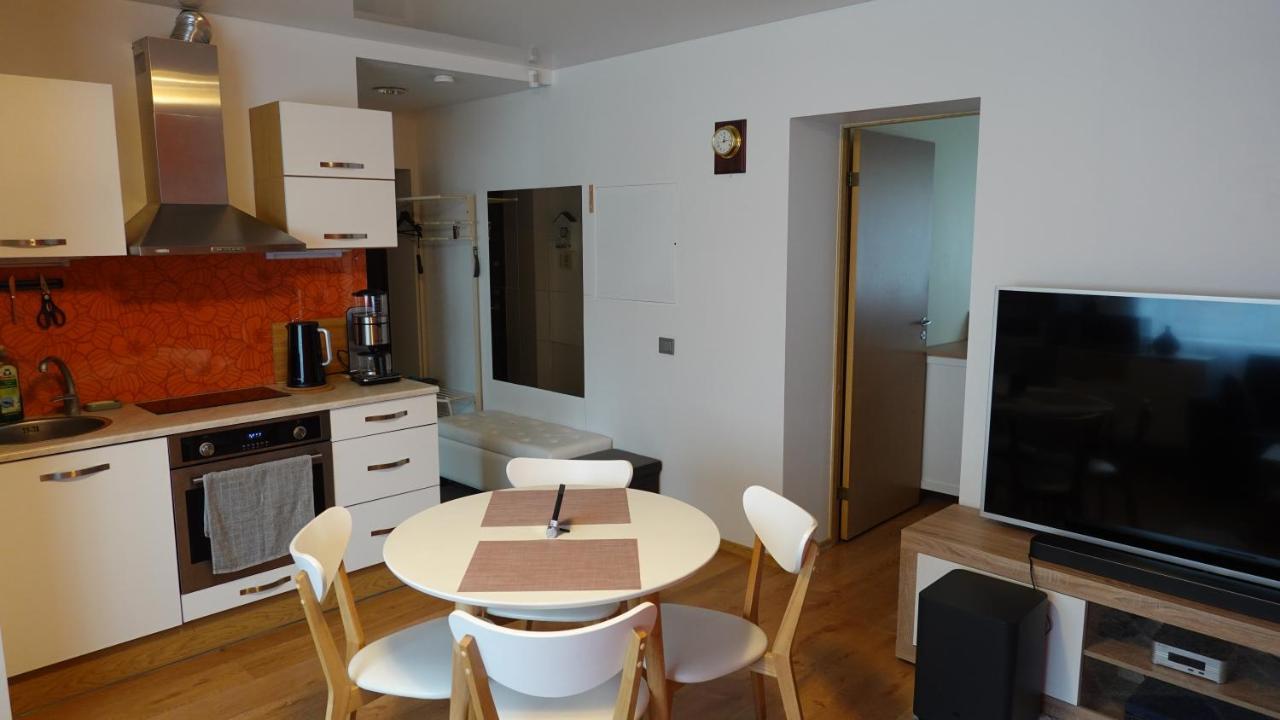 Cozy Telliskivi Apartment Near City Centre Tallinn Luaran gambar